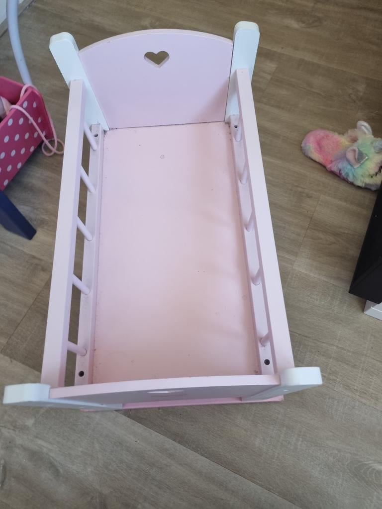 Poppenwiegje, Kinderen en Baby's, Speelgoed | Poppen, Ophalen, Zo goed als nieuw, Babypop