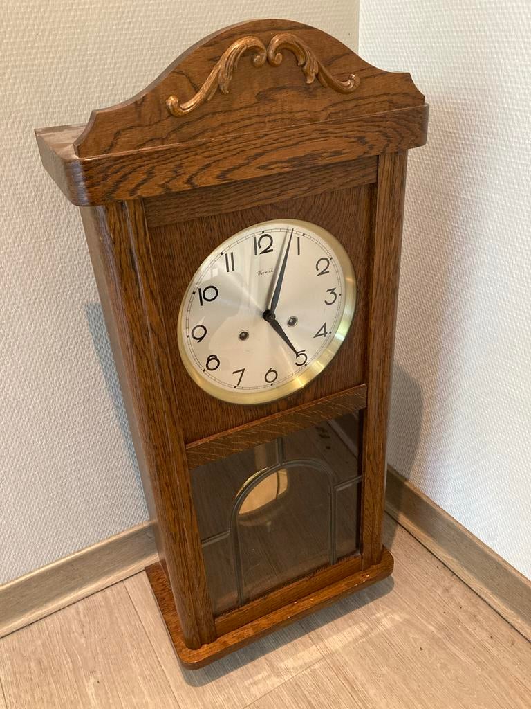 Vintage houten wandklok, Ophalen