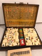 Vintage Mahjong Set in Houten Koffer, Drie of vier spelers, Ophalen of Verzenden, Gebruikt, Reisspel
