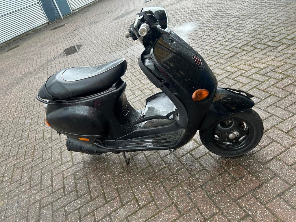 Vespa ET-2 in onderdelen, Ophalen, Vespa, Gebruikt, Vespa