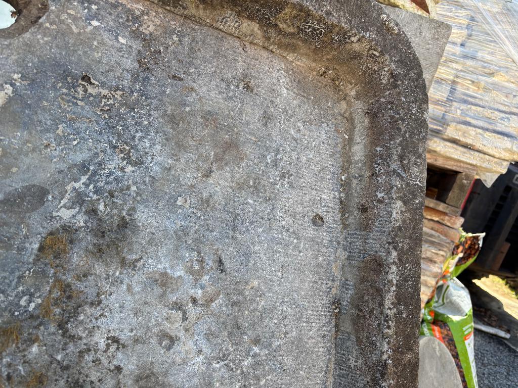 antieke arduinen pompbak Voor info graag BELLEN 0474220705, Antiek en Kunst, Ophalen