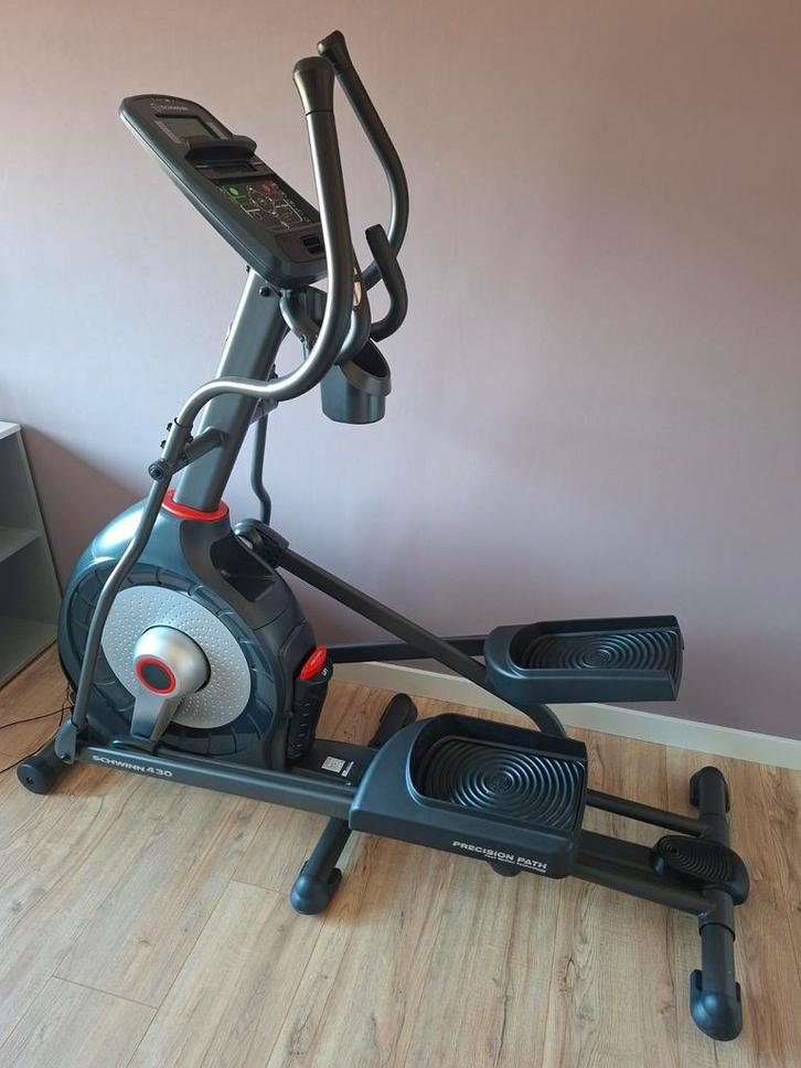 Schwinn 430 Crosstrainer - Zo goed als nieuw, Sport en Fitness, Fitnessapparatuur, Ophalen