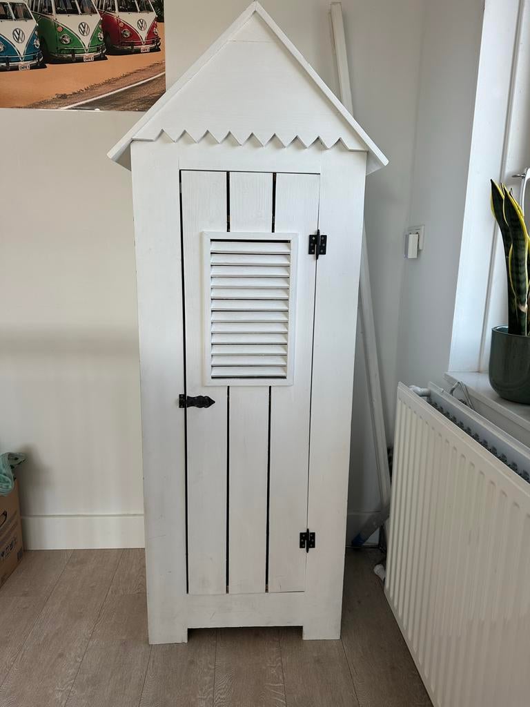 Leuke strandhuisje kast - wit met turquoise binnenkant, Ophalen, Gebruikt
