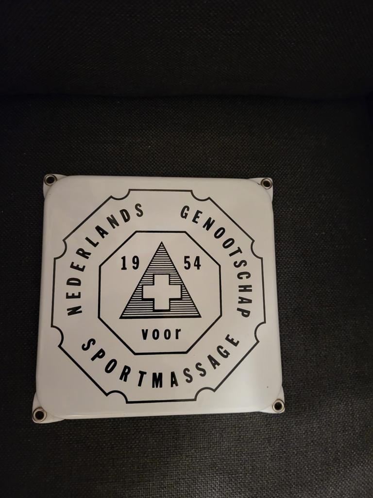 Super mooi oud Emaille Bord van sportmassage uit 1954, Ophalen of Verzenden, Gebruikt