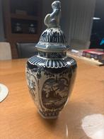 Antieke Royal Sphinx Boch Delfts Blauwe Dekselvaas, Ophalen of Verzenden