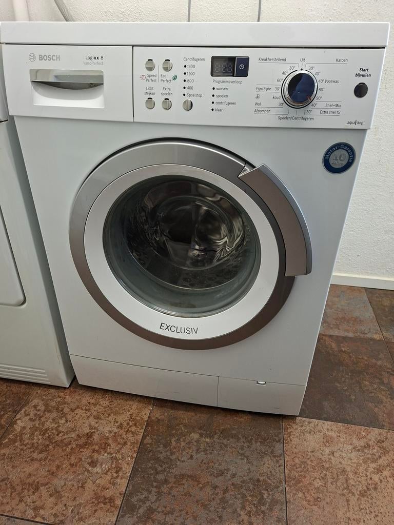 BOSCH LogiXX 8 Exclusiv VarioPerfect, Ophalen, 1200 tot 1600 toeren, 85 tot 90 cm