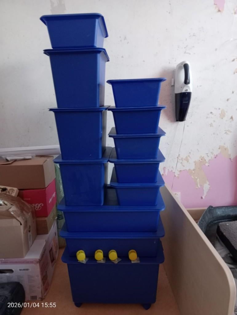 12 Ikea kratten met deksel en wieltjes div. maten, Gebruikt, 40 tot 60 cm, Minder dan 35 cm, Ophalen of Verzenden