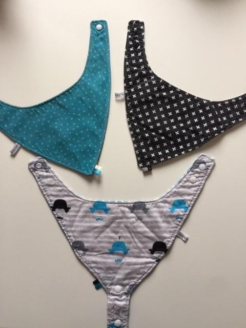 3 Kwijl slabbers van Kwijlen en bijten (handmade) (N125), Ophalen of Verzenden, Zo goed als nieuw, Overige typen