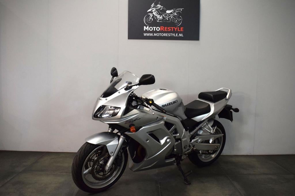 SUZUKI SV 650 S (bj 2005), Motoren, Motorrijbewijs A, Bedrijf, Onbekend, Sport