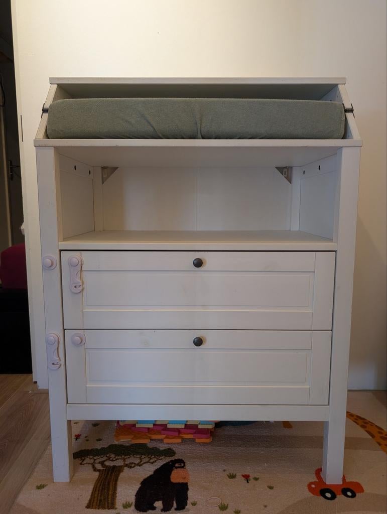 Sundvik Ikea changing bed, Ophalen of Verzenden, Zo goed als nieuw, 75 tot 100 cm, Voetruimte
