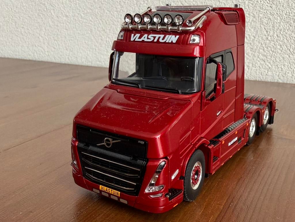 WSI models: VLASTUIN Volvo VT5 XL 6x2 TAG Axle, Hobby en Vrije tijd, Modelauto's | 1:50, Ophalen of Verzenden, Zo goed als nieuw
