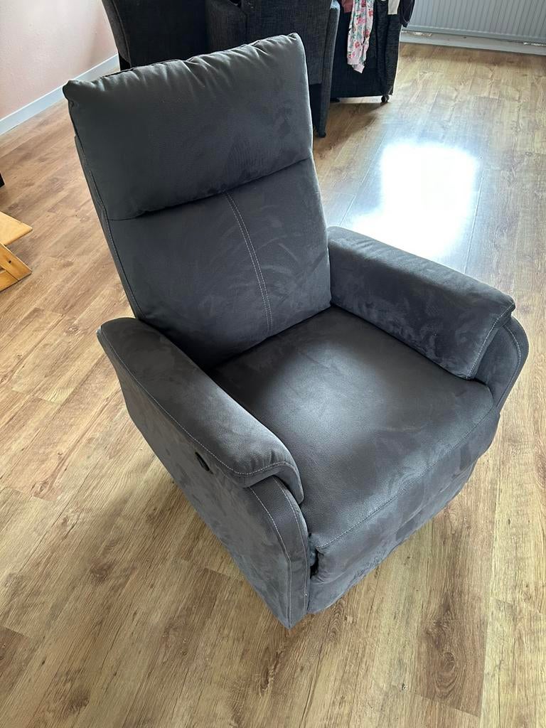 Fauteuil stoel, Ophalen, Zo goed als nieuw, 75 tot 100 cm, 50 tot 75 cm