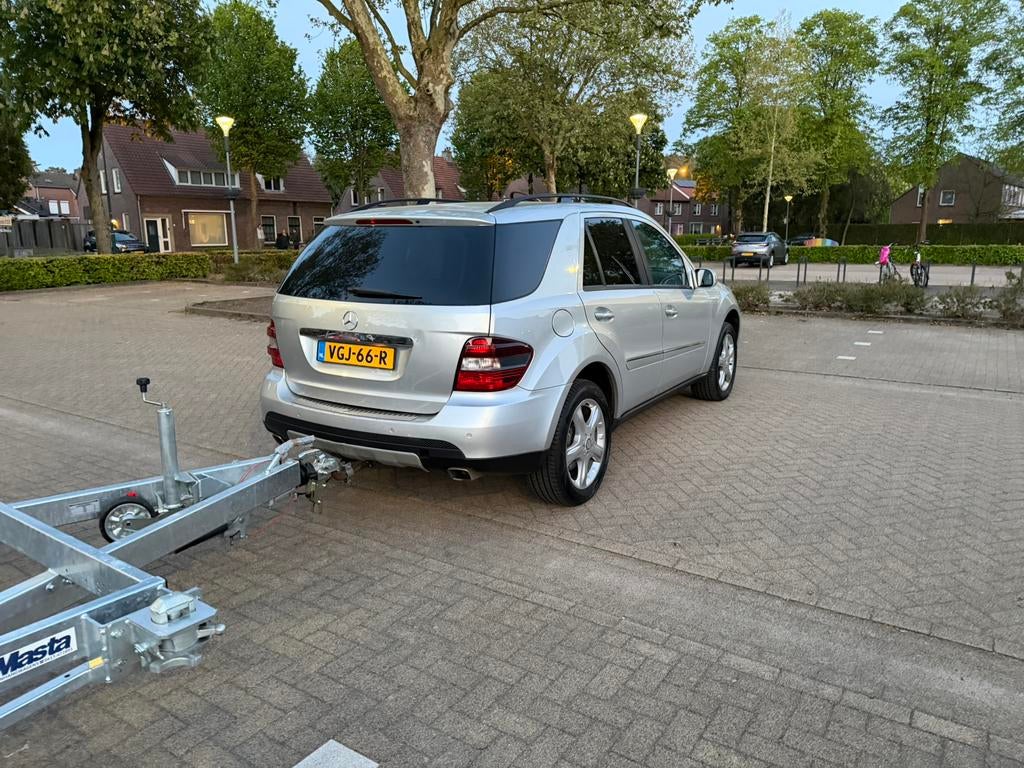 Mercedes-Benz Mercedes-benz 2006 Grijs, Auto's, Bestelauto's, Automaat, 190 pk, Alcantara, 2987 cc