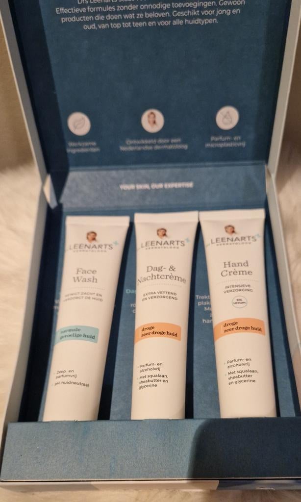 Dr leenarts set nieuw, Ophalen of Verzenden, Nieuw, Gehele gezicht, Verzorging