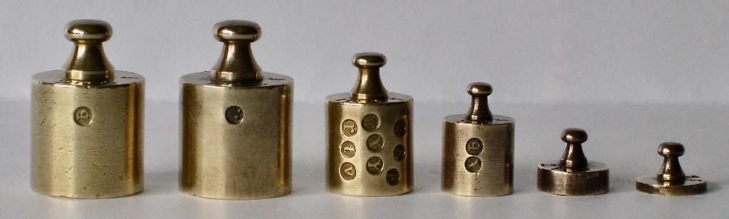 6 gewichtjes met Esculaap Noodwet van 1941-1949, Antiek en Kunst, Ophalen of Verzenden