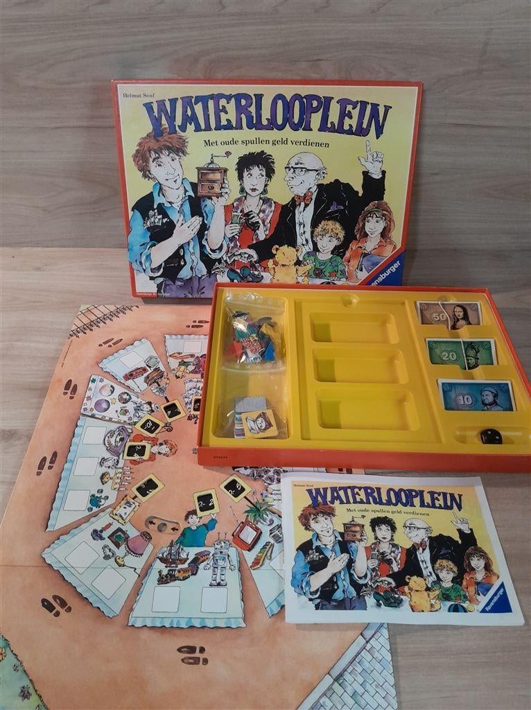 Waterlooplein - met oude spullen geld verdienen - s5786