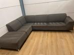 Mooie luxe suede grijs taupe hoekbank - GEREINIGD!!!