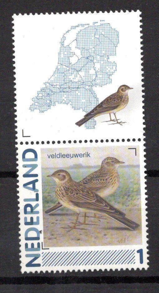 postfris vogeltje met tab. Persoonlijke: veldleeuwerik, Ophalen of Verzenden, Na 1940, Postfris