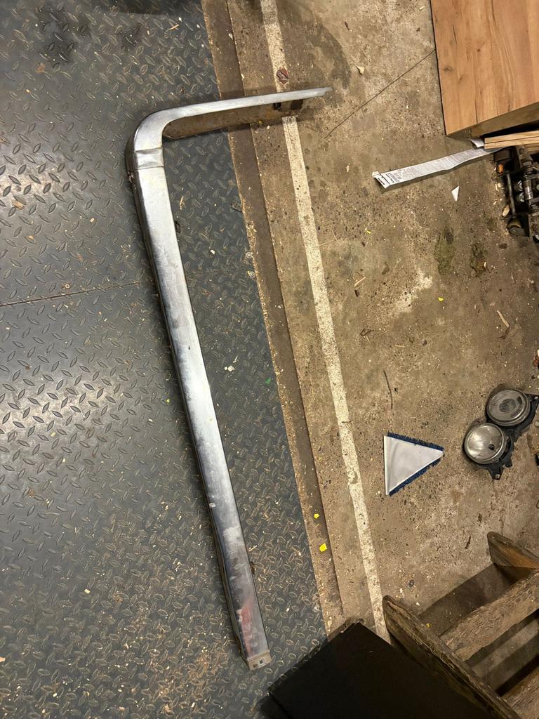 Achterbumper BMW E30 type 1 incompleet, Ophalen, Gebruikt