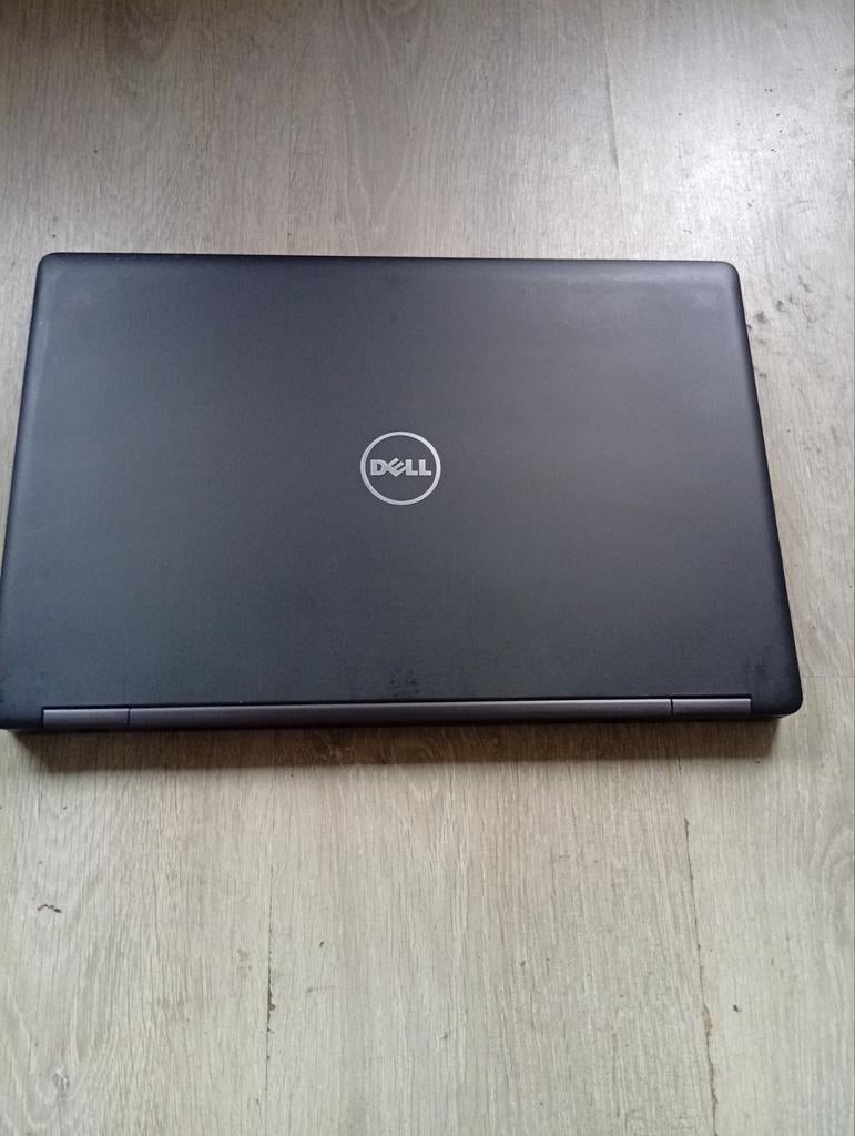 Dell latitude laptop 5580, Ophalen, 256 GB, Met videokaart, 2 tot 3 Ghz