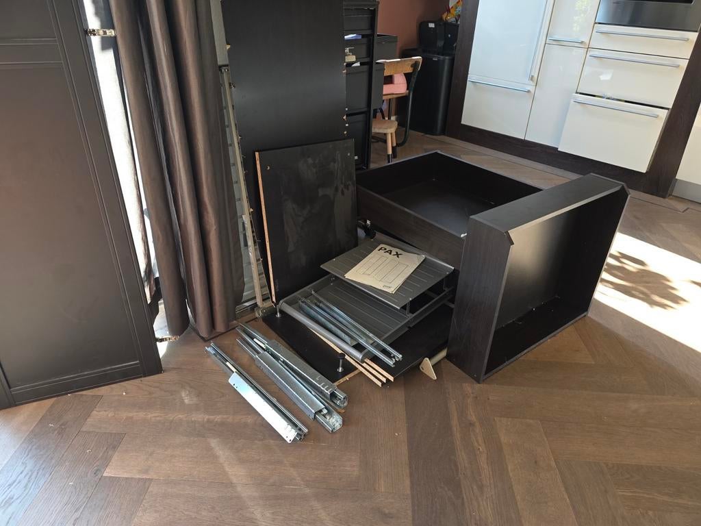 Onderdelen IKEA PAX Kledingkast Zwart/Bruin - 236cm, Gebruikt, 200 cm of meer, 200 cm of meer, Overige houtsoorten