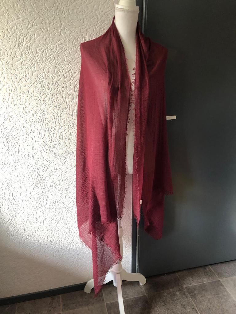 Omslagsjaal - 96 x 196 cm - bordeauxrood, Kleding | Dames, Mutsen, Sjaals en Handschoenen, Ophalen of Verzenden, Zo goed als nieuw