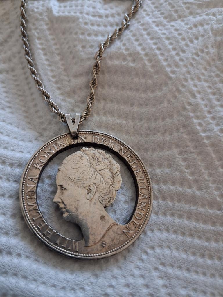Zilveren ketting en Wilhemina Rijksdaalder hanger, Ophalen of Verzenden, Zilver, Ketting