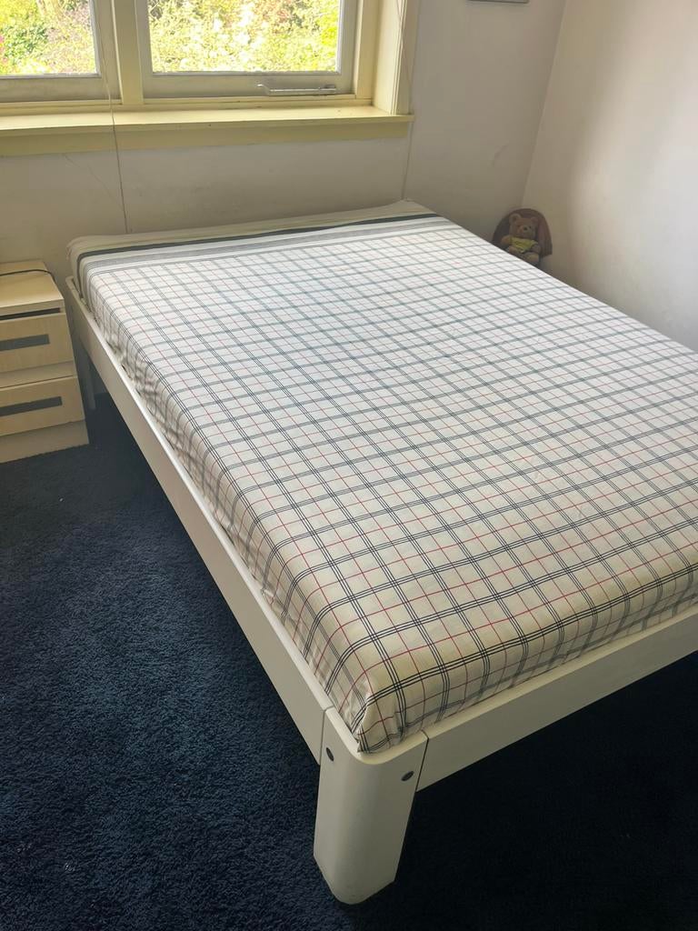 Auping Auronde senior bed 1.40 x 2.00 m met lattenbodems, Huis en Inrichting, Slaapkamer | Bedden, Ophalen, Verstelbaar, Wit, Tweepersoons