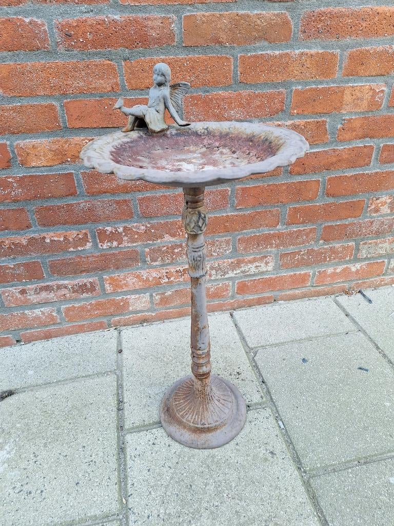 Antieke Gietijzeren vogel drinkbak, Tuin en Terras, Ophalen, Gebruikt