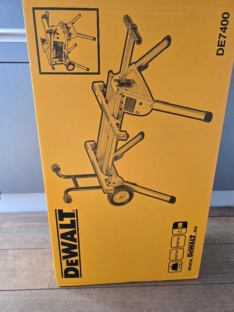 Dewalt DE7400 onderstel ( Nieuw ), Doe-het-zelf en Verbouw, Gereedschap | Zaagmachines, Ophalen, 70 mm of meer, Nieuw, Afkortzaag