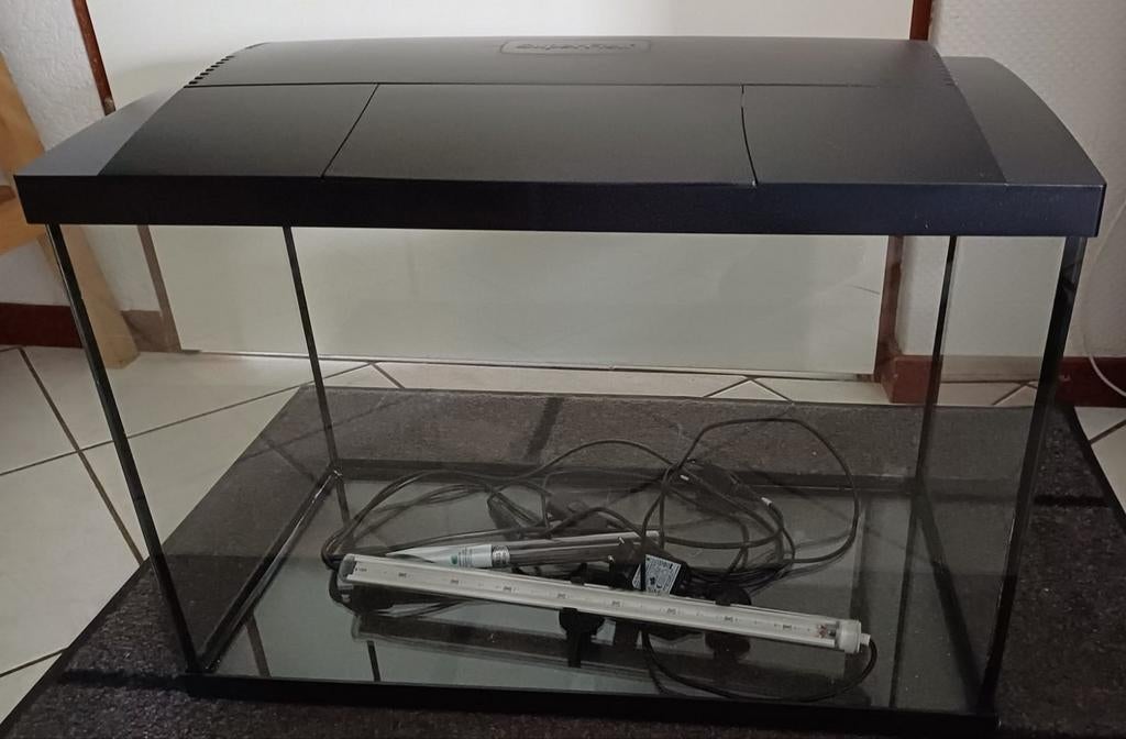 Aquarium 70 liter met toebehoren, Dieren en Toebehoren, Vissen | Aquaria en Toebehoren, Ophalen, Verwarming, Zo goed als nieuw