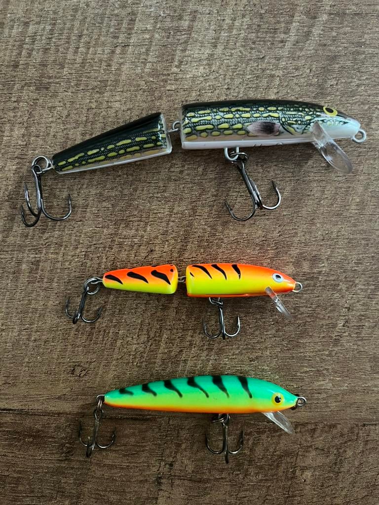 3 x Rapala: J-11, J-7 en Husky Jerk 7, Watersport en Boten, Hengelsport | Roofvissen, Ophalen of Verzenden, Zo goed als nieuw