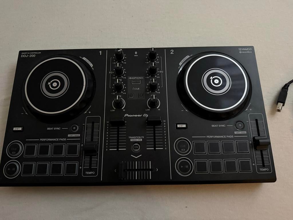 Pioneer DDJ-200 Smart DJ Controller, Muziek en Instrumenten, Dj-sets en Draaitafels, Ophalen of Verzenden, Zo goed als nieuw, Dj-set
