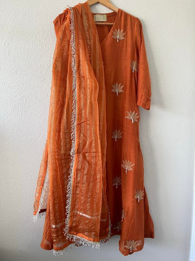 Haldi kleding - Oranje met gouden borduursels, Overige typen, Maat 42/44 (L), Oranje, Ophalen of Verzenden