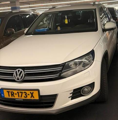 Volkswagen Tiguan 1.4 TSI 90KW BMT 2014 Wit, Auto's, Volkswagen, Particulier, Tiguan, Benzine, D, SUV of Terreinwagen, Handgeschakeld