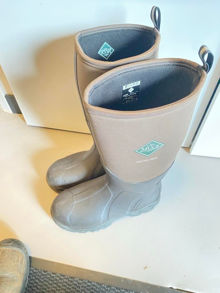 Muck Boots Arctic Pro Tall Herenlaarzen - Maat 44, Kleding | Heren, Schoenen, Zo goed als nieuw, Boots, Bruin, Ophalen of Verzenden