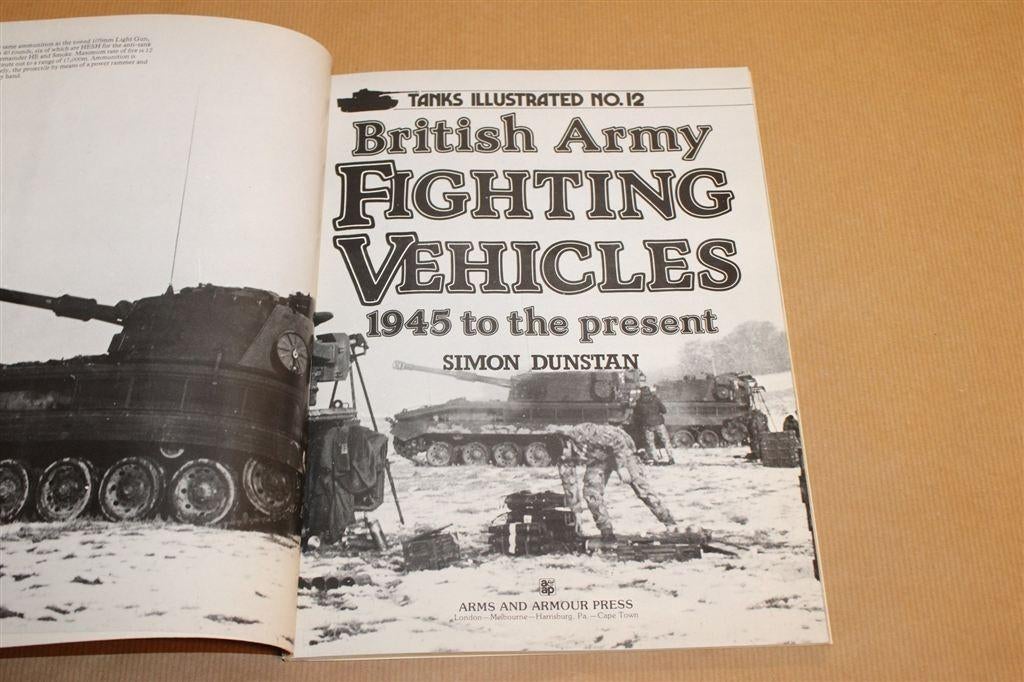 Britse Legervoertuigen 1945-Heden — Fotoboek [EN], Ophalen of Verzenden, Tweede Wereldoorlog, Gelezen, Overige onderwerpen