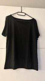 Zwarte T-shirt met schouderuitsnijdingen en korte mouwen, Kleding | Dames, T-shirts, Zwart, Maat 46/48 (XL) of groter, Ophalen of Verzenden