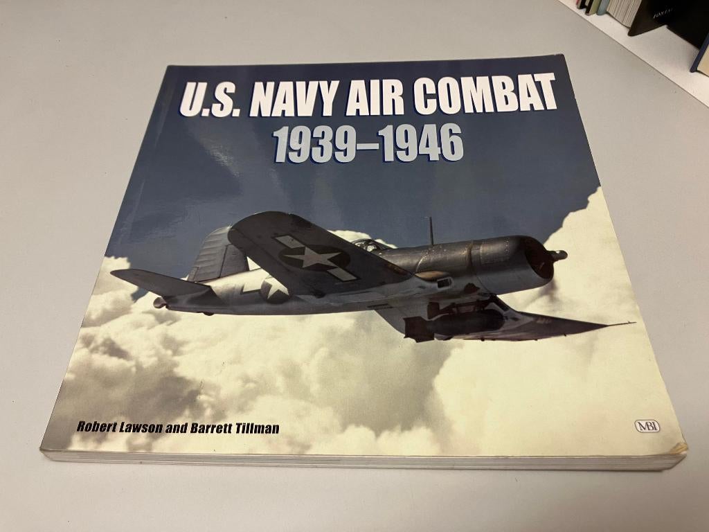 US Navy air combat 1939 1945 Lawson, Ophalen of Verzenden, Tweede Wereldoorlog, Gelezen, Algemeen