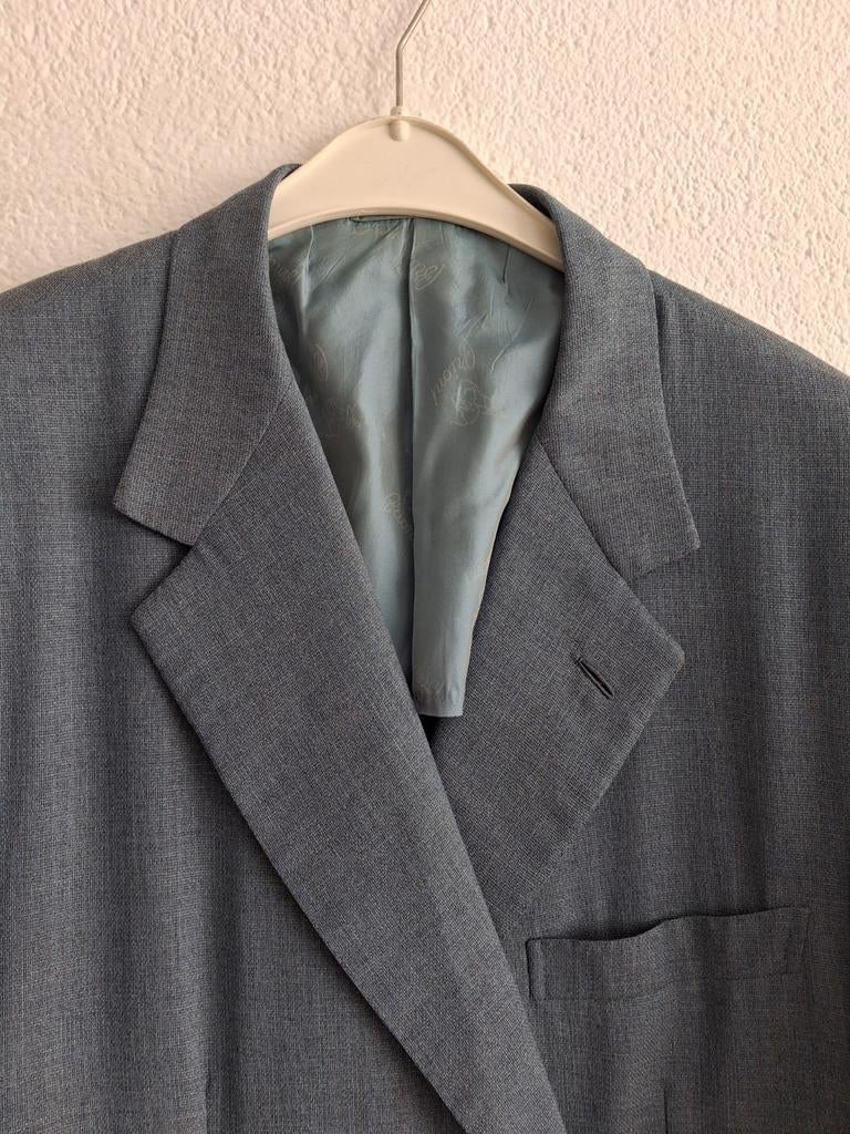 Brioni colbert maat  25, Kleding | Heren, Kostuums en Colberts, Ophalen of Verzenden, Zo goed als nieuw, Maat 52/54 (L), Blauw