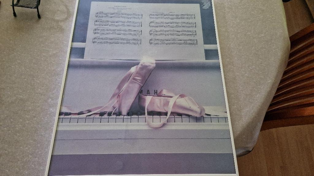 schilderij prent poster ballet piano muziek in lijst, Minder dan 50 cm, 50 tot 75 cm, Ophalen of Verzenden, Zo goed als nieuw