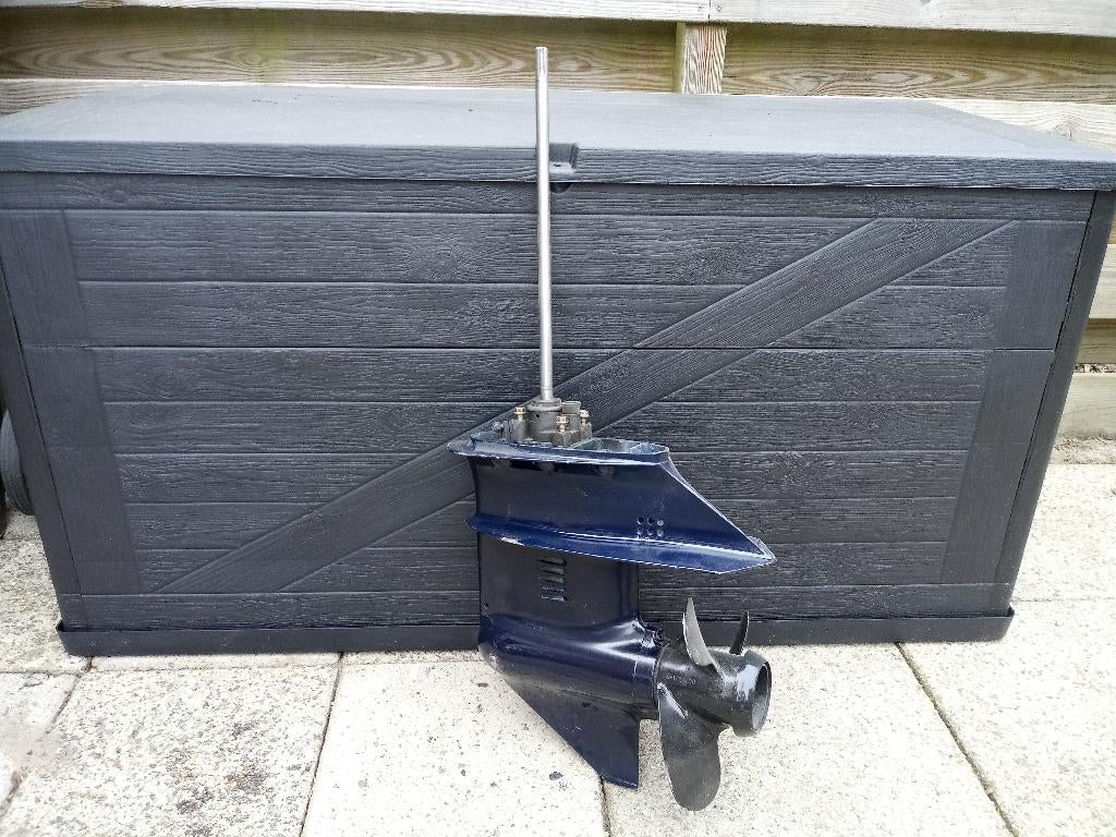 Te koop staartstuk evinrude 9.9 pk  buitenboordmotor, Ophalen, Gebruikt, Motor en Techniek, Motorboot