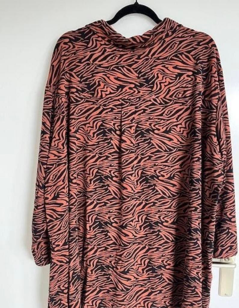 Dames zachte lange blouse - maat 54 /56, Kleding | Dames, Grote Maten, Ophalen of Verzenden, Zo goed als nieuw, Overige kleuren