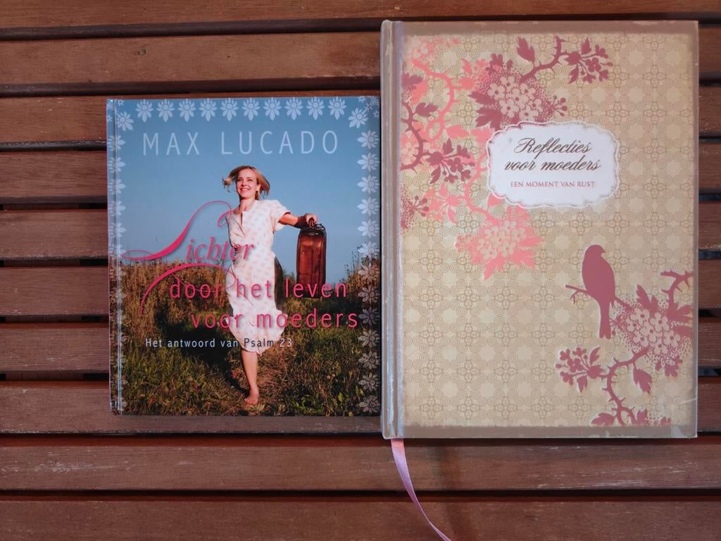 2 Boeken voor moeders., Ophalen of Verzenden, Zo goed als nieuw