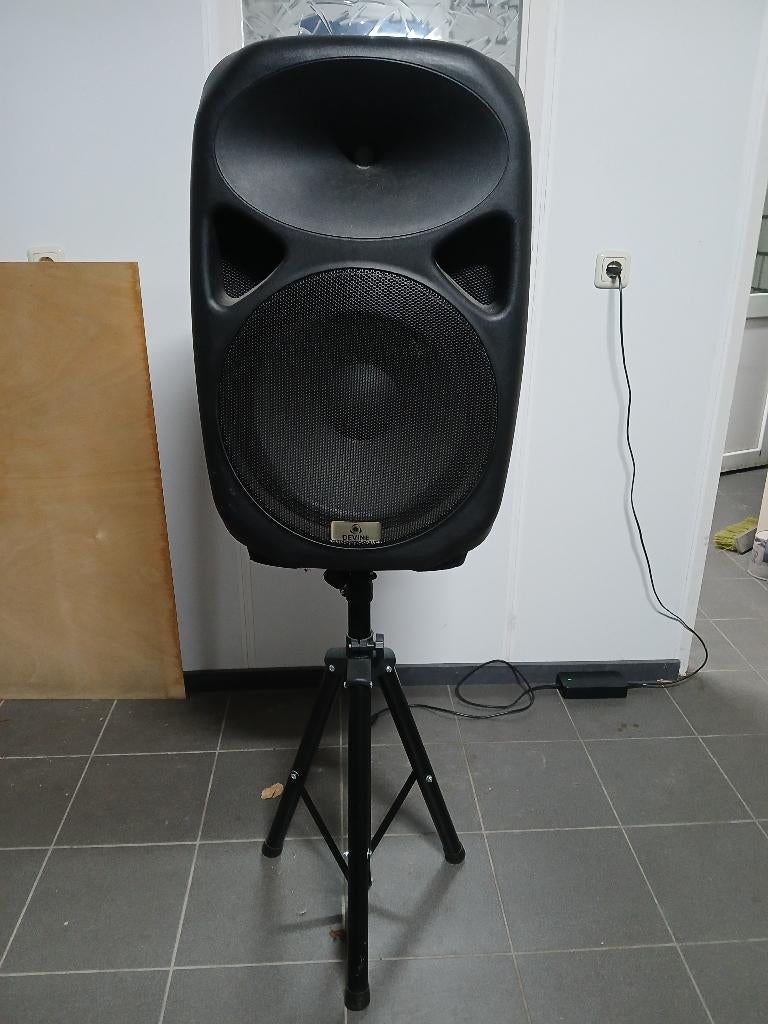 Devine actieve speaker, Gebruikt, 120 watt of meer, Front, Rear of Stereo speakers, Ophalen