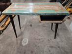 Vintage Houten Bureau - Charmant en Uniek!, Ophalen, Gebruikt, Bureau