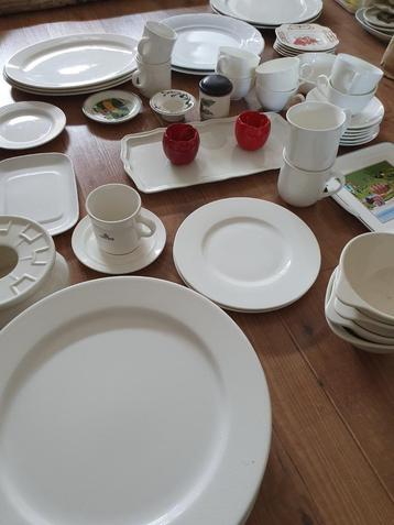 Diverse Villeroy Boch verzamelvoorwerpen/ servies beschikbaar voor biedingen