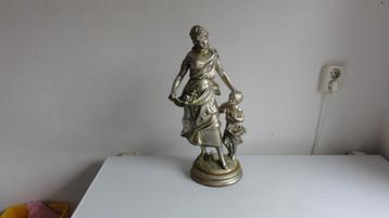 Beeld Polystone, moeder met dochter beschikbaar voor biedingen