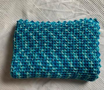 Gehaakte deken beschikbaar voor biedingen