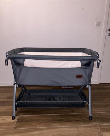 Co-sleeper Wieg - Zo Goed Als Nieuw beschikbaar voor biedingen